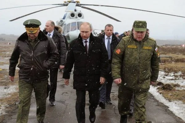 Expansão militar da Finlândia e Suécia exigirá reação russa, diz Putin