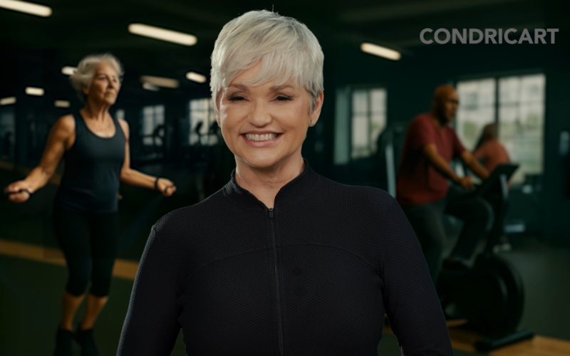 Em nova campanha da Linha Sidney Oliveira, Andrea Nóbrega revela segredo para uma vida em movimento: Condricart