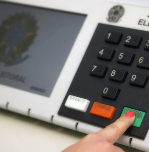 “TSE alerta: mais de 5,3 milhões de eleitores terão título cancelado!”