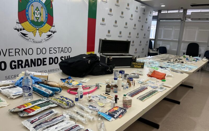 Três pessoas presas por porte de arma ilegal durante apreensão de aves ameaçadas no Rio Grande do Sul