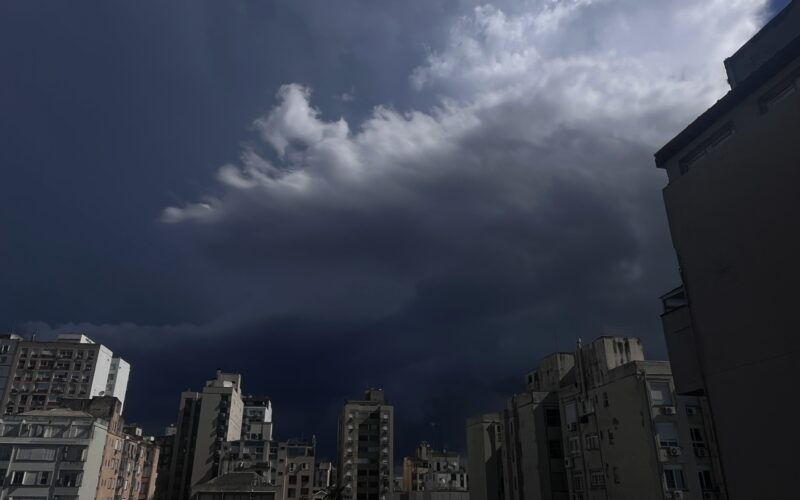 No Rio Grande do Sul, temporais isolados permanecem durante a quinta-feira (12)