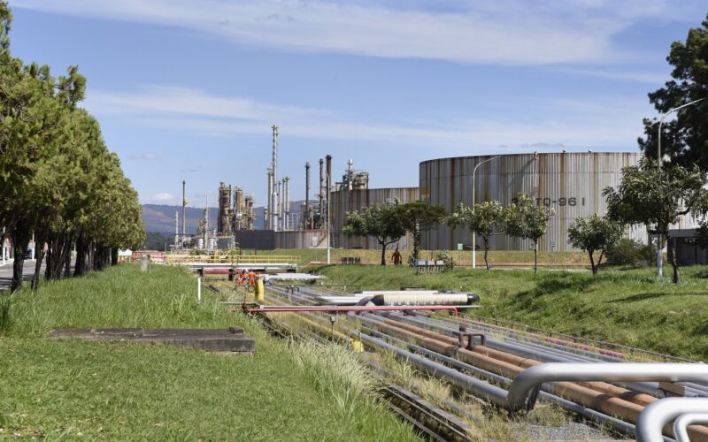 Organização global de energia autoriza a extração de 400 milhões de barris de óleo