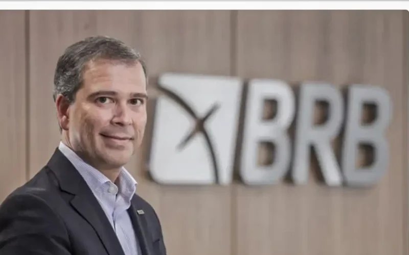 Ex-presidente do BRB é detido pela PF em investigação do caso Banco Master