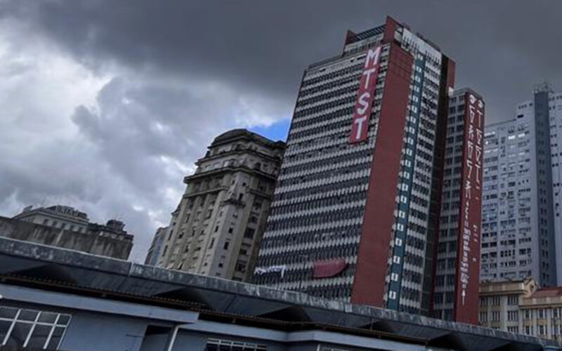 Edifício histórico do INSS em Porto Alegre será transformado em moradias do Minha Casa Minha Vida