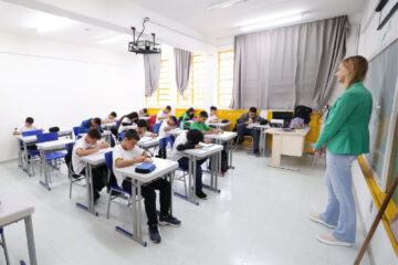Homologação do concurso de professores abre caminho para convocações no segundo semestre