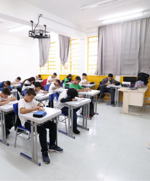 Homologação do concurso de docentes abre caminho para convocações no segundo semestre